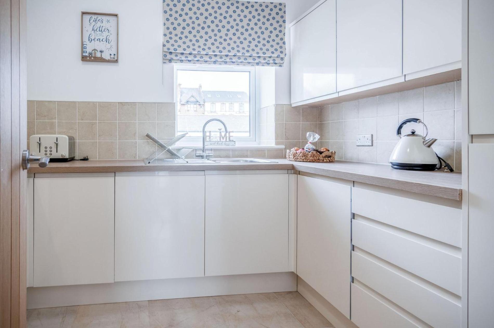 Beach Haven Hideout - 2 Bedroom - Milford Haven Esterno foto